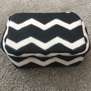 Thirty-one brand jewelry holder